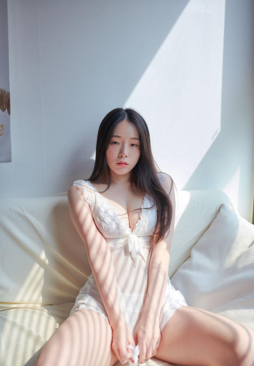 1����ҹӰԺ������