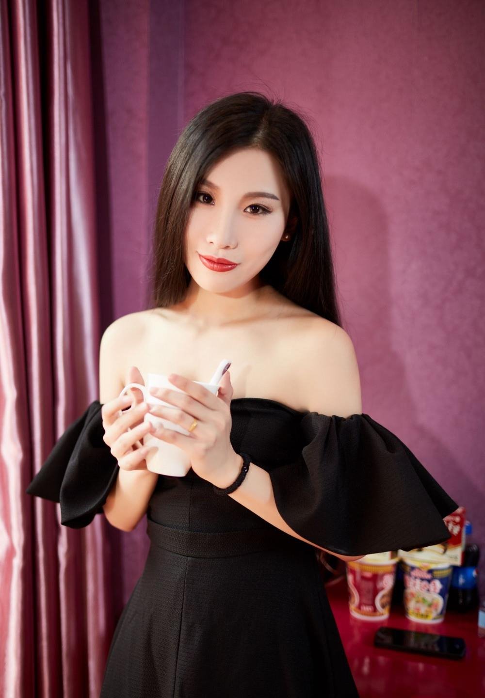 ������