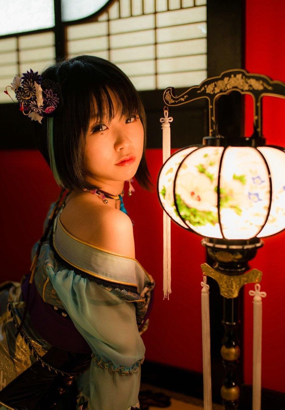 ����������