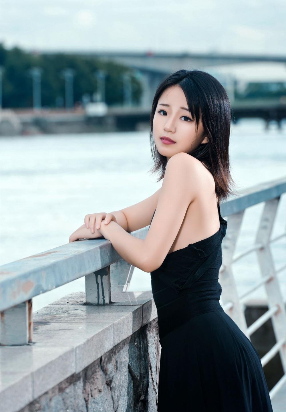 ������Ů