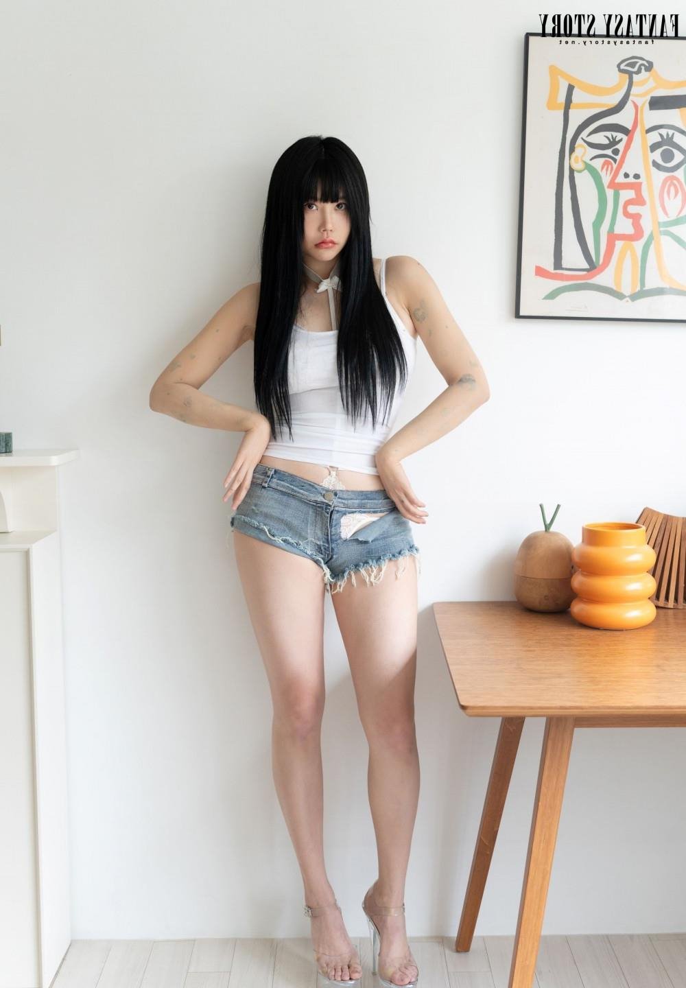 �����Ը���ü