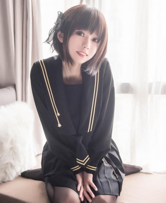 ��һ������һ�߱���������